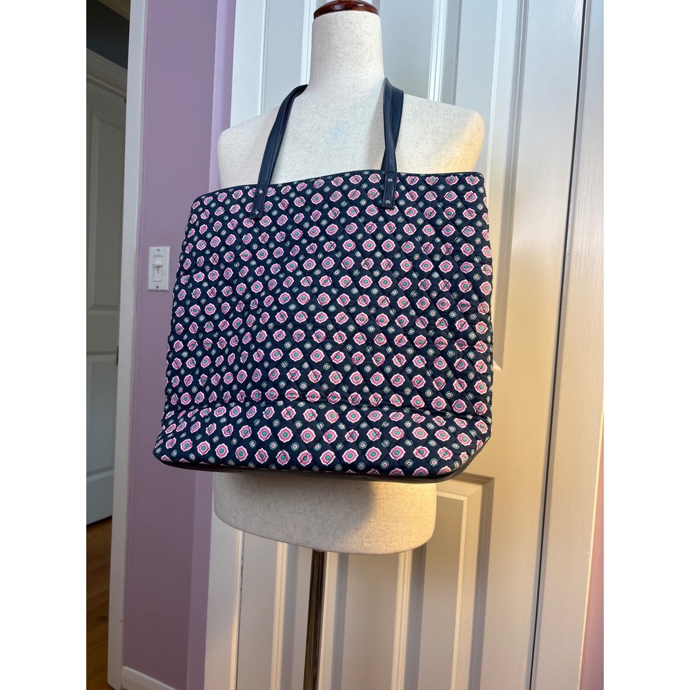 Vera Bradley Quilted Tote Bag Navy Pink Geometric Floral Paisley Interior